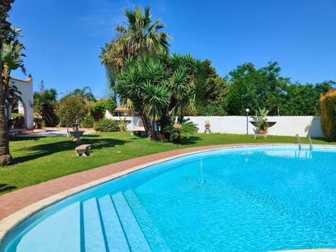 Villa Alfonsa, Fontane Bianche, Siracusa, PRIVATE POOL, 10min from the beach Villa in Fontane Bianche