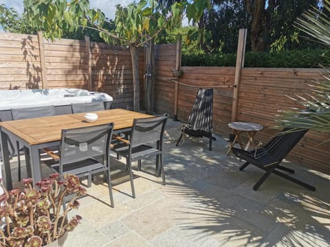 Casa Louise Suites and Spas privatifs Apartment in Grimaud