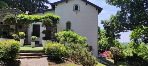 "La Selvetta" bed and breakfast Bed and Breakfast in Varese