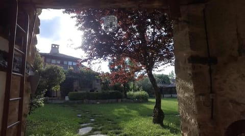 Property building, Day, Garden, Garden view