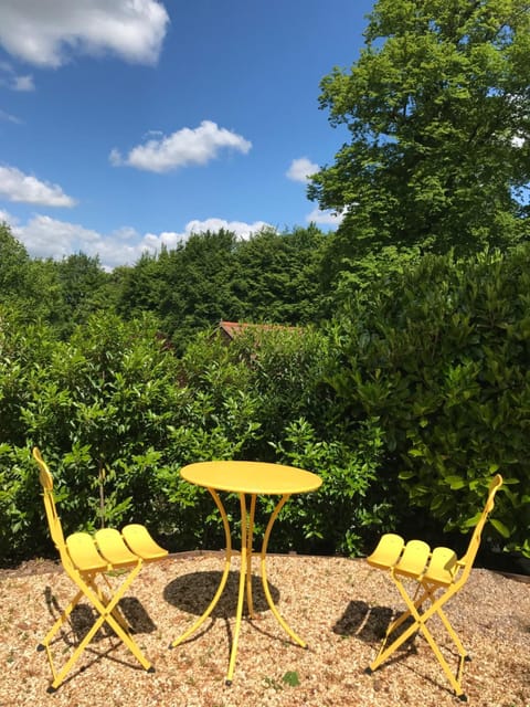 Spring, Neighbourhood, Natural landscape, BBQ facilities, Garden, Balcony/Terrace, Garden view, Landmark view