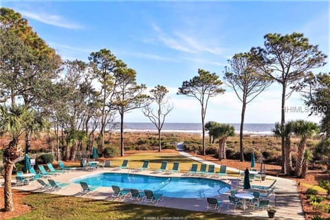 Direct Oceanfront Private Villa Overlooking Pool/Beach - South Forest Beach - Right next to Coligny Plaza Villa in South Forest Beach