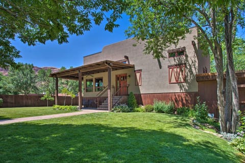 Moab Getaway with Ample Parking, Walk to Main Street Casa in Moab