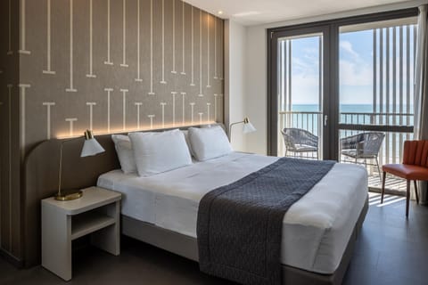 Bed, Bedroom, Sea view