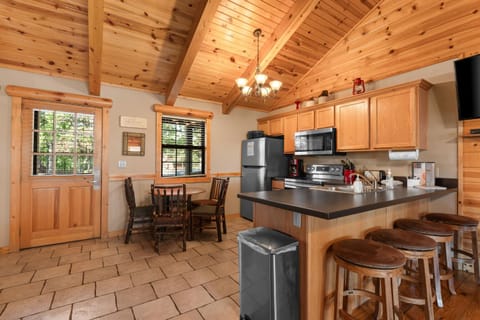 Ozarks Oasis cabin Cabin in Branson