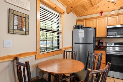 Ozarks Oasis cabin Cabin in Branson