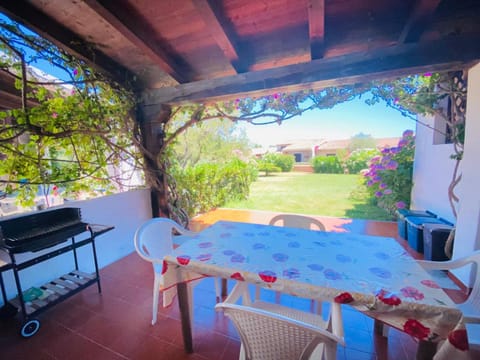 Patio, Inner courtyard view