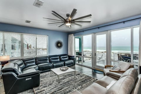 477 Fort Pickens Rd. Chalet in Pensacola Beach