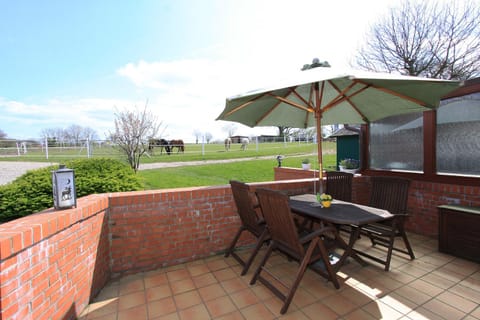 Garden, Dining area, Garden view