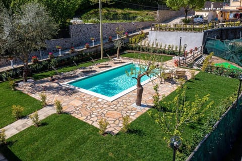 Garden, Swimming pool