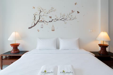 Hill Myna Holiday Park & Cafe Condo in Choeng Thale