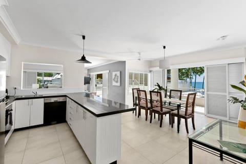 Belle Escapes Oceanview Suite 48 with Private Pool Alamanda Resort Palm Cove Condo in Palm Cove