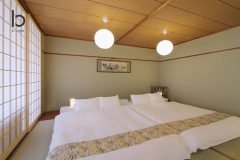 Hanagin - Large 2 bedroom apartment for 12people 301 Condominio in Hiroshima