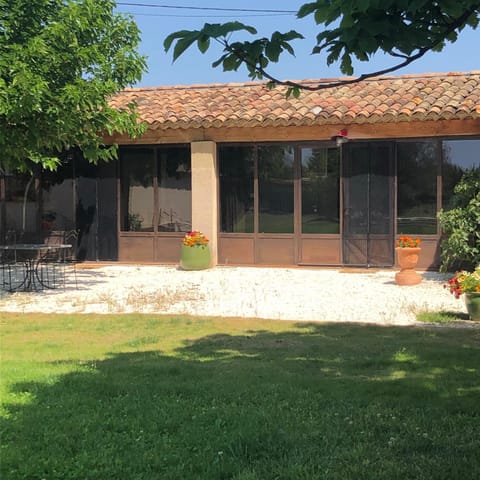 charmant loft à la campagne Condo in Cavaillon