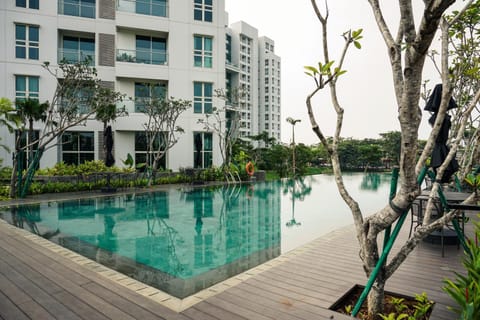 Property building, Swimming pool