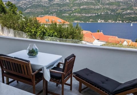 Balcony/Terrace, Seating area, Sea view