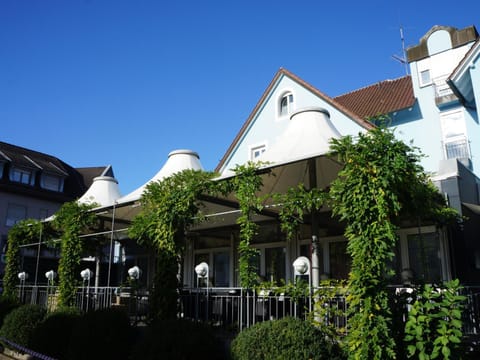 Property building, Balcony/Terrace