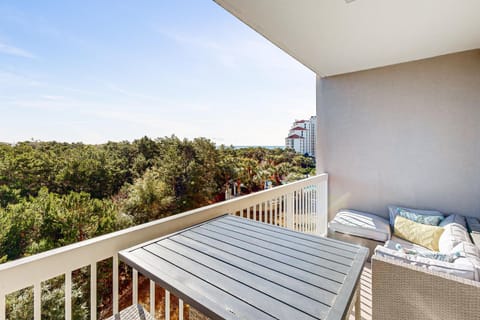 TOPS'L Summit VI Apartment in Miramar Beach