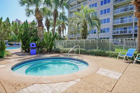 TOPS'L Summit VI Apartment in Miramar Beach