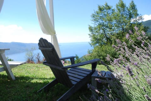 Garden, Lake view, Mountain view