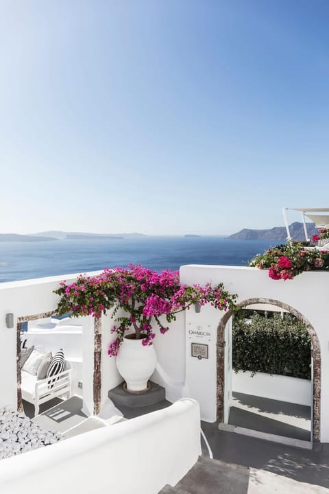 Canaves Ena - Small Luxury Hotels of the World Hotel in Oia
