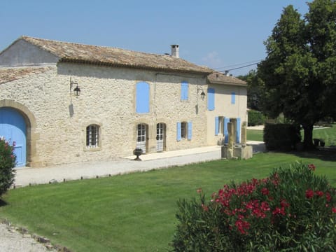 Maison provençal avec PISCINE Maison in Cavaillon