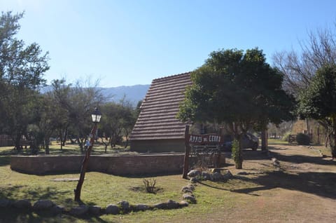 Cabañas Ayres del cerro Nature lodge in San Luis Province, Argentina