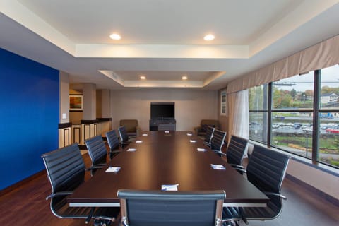 Meeting/conference room