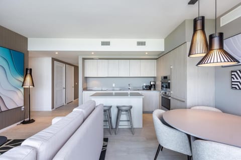 Luxury Family Rental three bedroom Hyde Beach House Resort Miami 22th floor Condo in Hollywood Beach