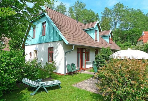 Ferienhaussiedlung Strandperlen Buchenhof 5a (Typ IV) House in Wustrow