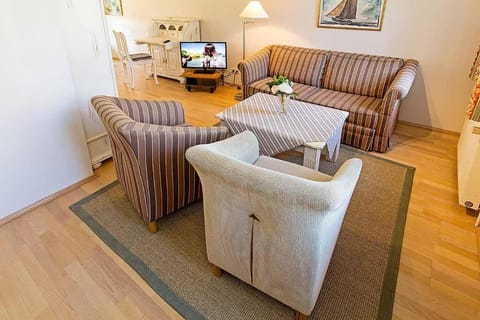 Ferienhaussiedlung Strandperlen Weidenhof 5b (Typ VII) House in Wustrow