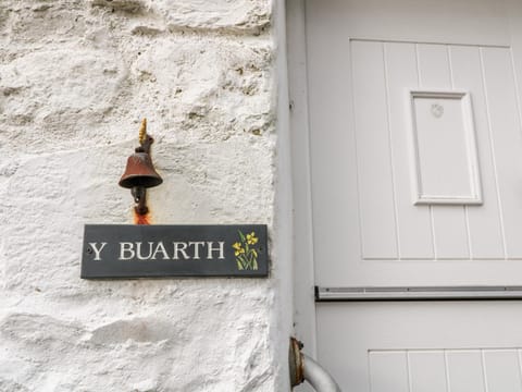 Y Buarth House in Wales