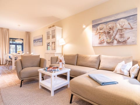 Ferienhaussiedlung Strandperlen Sanddornhof 6b (Typ VII) House in Wustrow