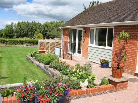 Beechnut Cottage House in Wychavon District