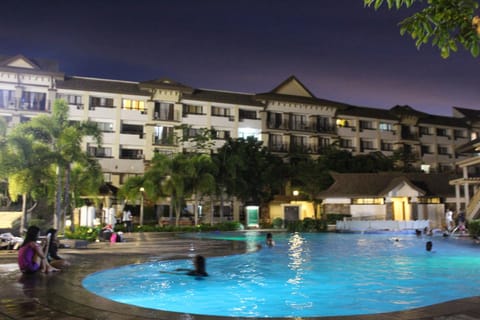 ONE OASIS B2 back of SM MALL free pool wifi Aparthotel in Davao City