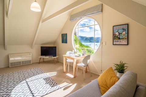 The Boathouse - Akaroa Holiday Home House in Akaroa