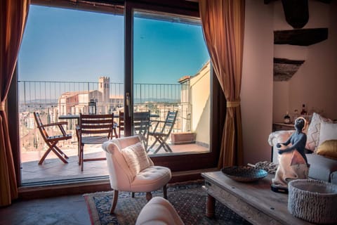 Balcony/Terrace, Living room