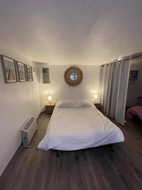 Bed, Night, Bedroom