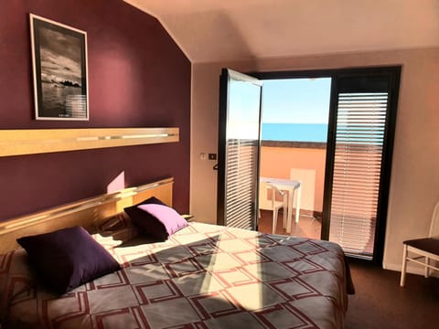 Balcony/Terrace, Photo of the whole room, Sea view