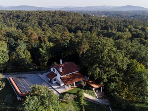 Property building, Bird's eye view, View (from property/room), Garden view, Mountain view, Inner courtyard view