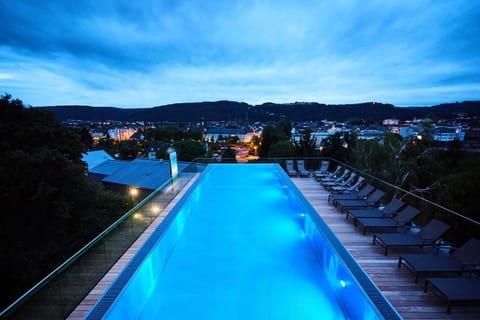 Pool view, Swimming pool