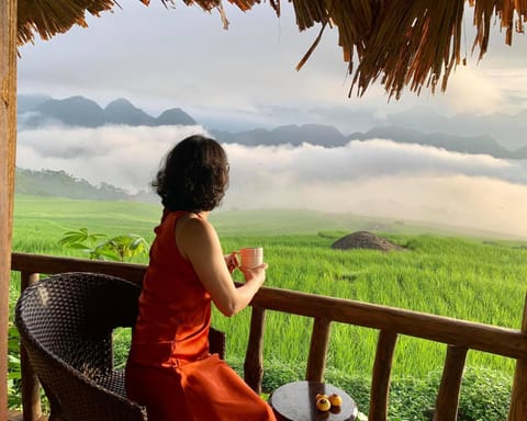 Day, Natural landscape, View (from property/room), Balcony/Terrace, Mountain view, group of guests