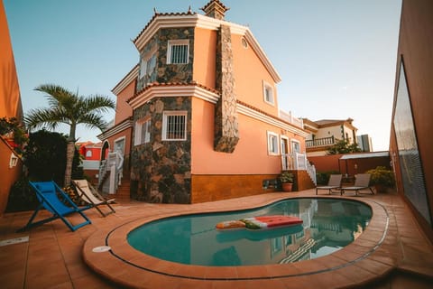 Villa Morada Sonneland con piscina privada climatizada Villa in Maspalomas