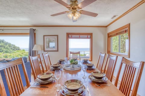 Hidden Inlet House in Devils Lake