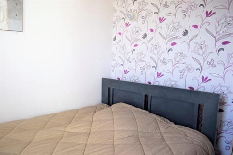 Appartement 2-4 pers VUE MER EXCEPTIONNELLE avec terrasse à PERROS-GUIREC - Ref 908 Apartment in Perros-Guirec