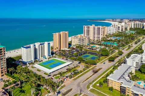 Gorgeous views that stretch forever right from your very own private balcony! House in Marco Island