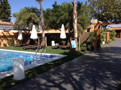 Apartamento para 4 personas con jardín privado y barbacoa cerca de la playa Apartahotel in El Palmar de Vejer