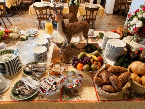 Buffet breakfast