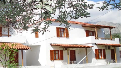 Studios Calvinos Apartment in Samos Prefecture