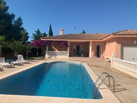 Property building, Pool view